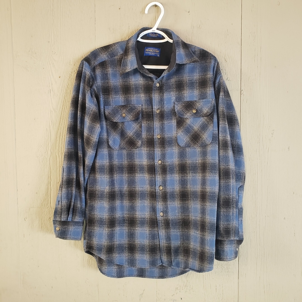 Pendleton Field Shirt Virgin Wool Button Up Long Sleeve Blue Plaid Size Medium